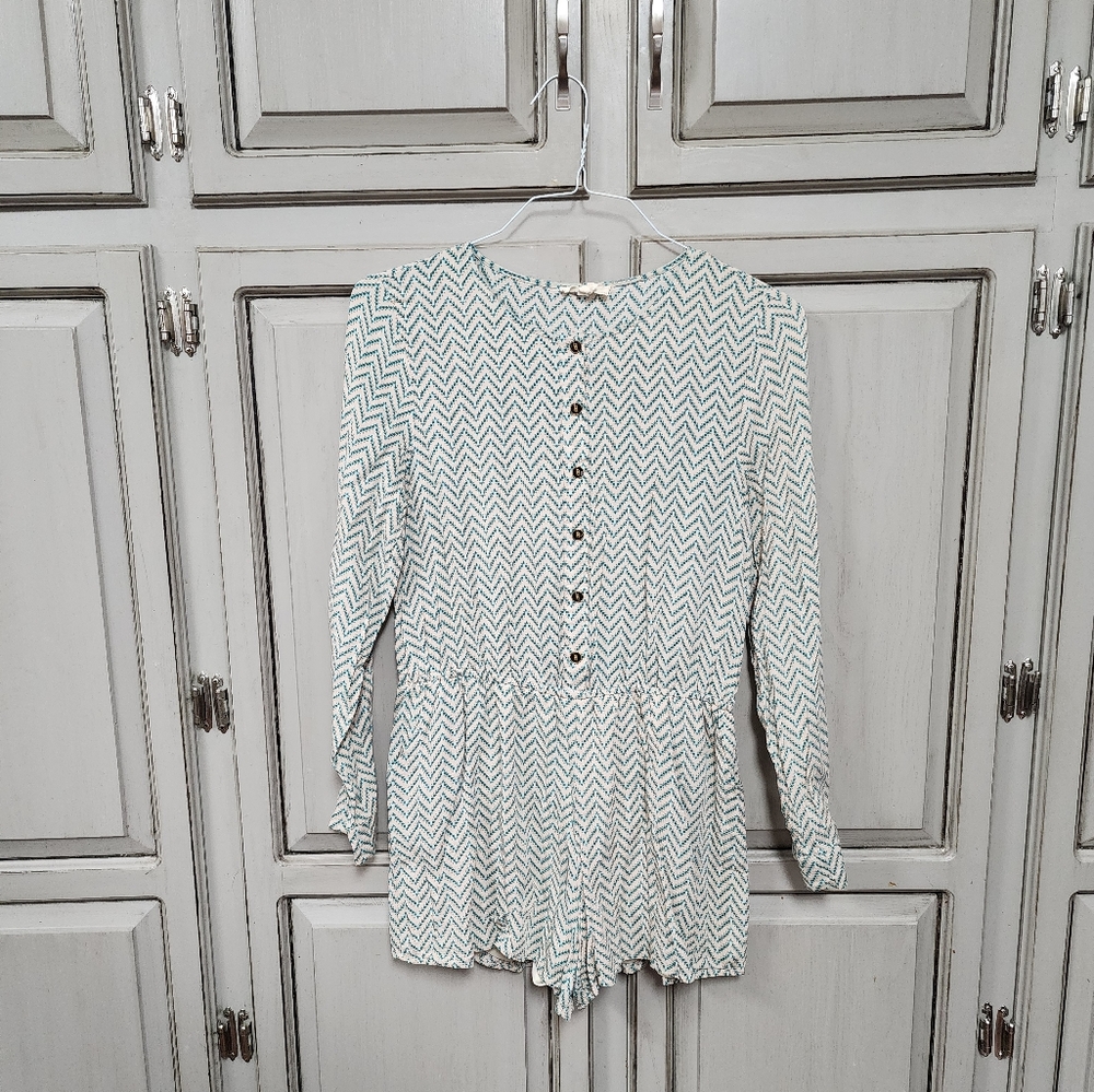 Mini long-sleeve pantsuit